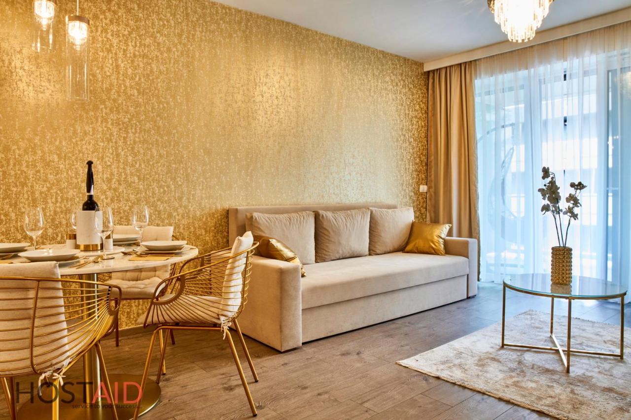 Azúr Apartment - hostAID Siófok Exterior foto